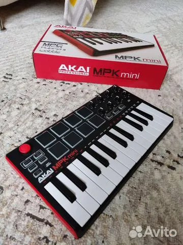 25-клавишный MIDI-контроллер M-WAVE