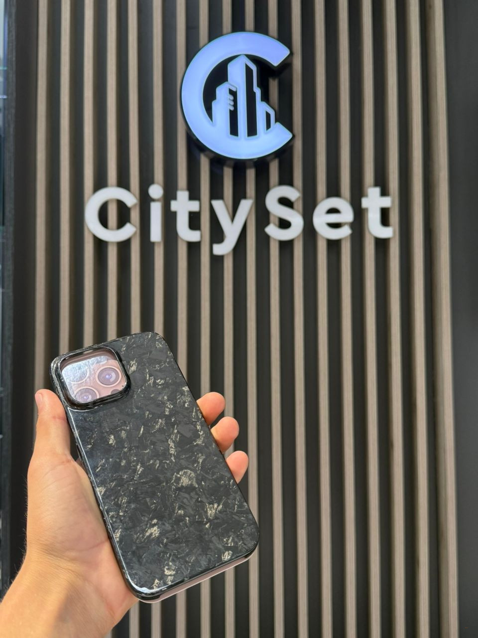 Чехол Iphone 16pro max